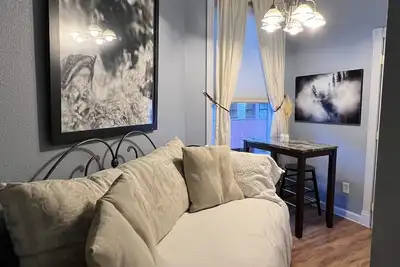 Meilleur studio skis aux pieds à la base de la chaise # 7, 7 couchages avec salle de bain en option