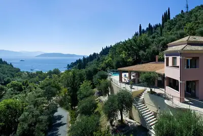 Image de Villa Amalthea - À quelques pas de la plage de la baie d'Agni!