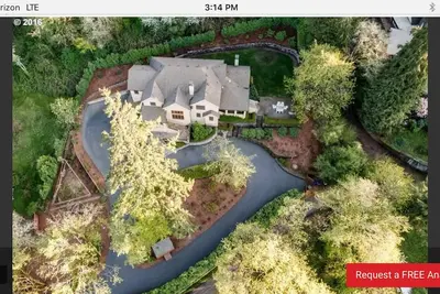 Image de Belle maison universitaire