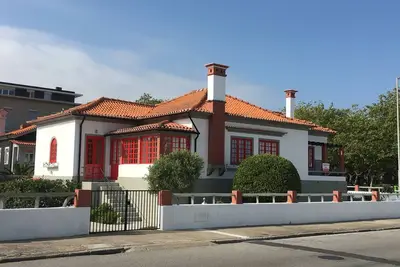 Image de Tennis Park beach house, proche de la plage et au centre de Vila do Conde.