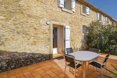 Image de Belle maison de 3 chambres à Vénéjan