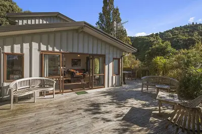Image de Ruatotara - Maison de vacances Pukawa