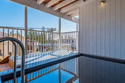 Image de Seacrest - Piscine et Vues!