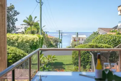 Image de Doncaster - Yamba Plage principale et piscine en mer