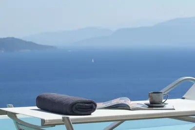 Image de Villa Asterias neuve: Ressentez l'été grec, profitez de la vue et détendez-vous!