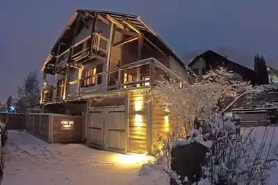 Image de Superbe chalet au centre de Briançon - accessible à pied des remontées mécaniques Serre Chevalier 1200