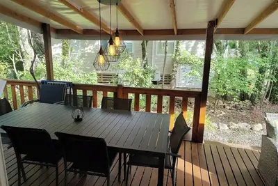 Image de Cottage dans une domaine 5* Nature & Calme C07