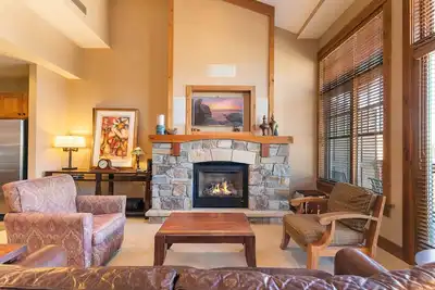 Image de 6 personnes avec cuisine complète à partir de 239 $ / nt