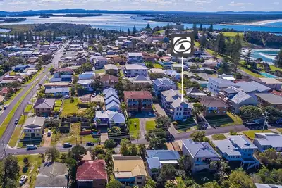 Image de Phoenix Terrace - grande maison de ville à Yamba
