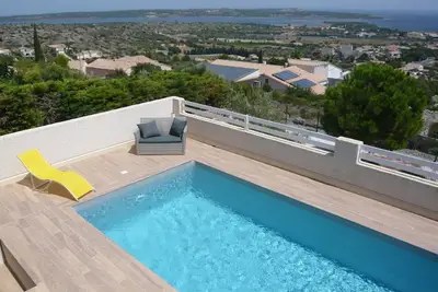 Image de Villa Spacieuse  Haut Standing  Vue  Mer Panorama Exceptionnel Piscine privée