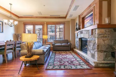 Image de 2 ch dans le Northstar Village, près du lac Tahoe