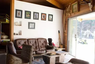 Image de Charmant chalet de ferme ouvert et rustique