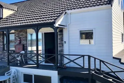 Image de Vues sur le lac Taupo - emplacement au bord du lac