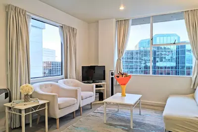 Image de Suite 2br à la terrasse, au coeur de la ville