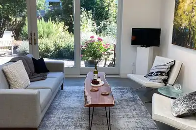 Image de Moderne & Serene Home Deux Artiste