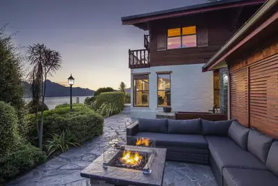 Image de Matterhorn Lodge - Vues panoramiques sur le lac Wakatipu