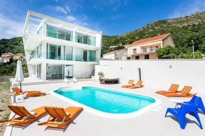 Image de Villa Dupcic - Villa 5 Chambres avec Piscine Privée et Vue sur Mer