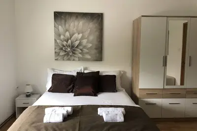 Image de Maison de vacances \"Mimoza\" **** avec jacuzzi extérieur