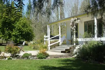 Image de Chalet Northala; votre maison autonome privée