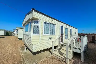 Image de Super Caravane, Chien Amical Avec Terrasse �� Hunstanton Dans le Norfolk ref 13010