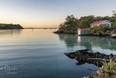 Image de Bach 78 Islington Bay Rangitoto Island