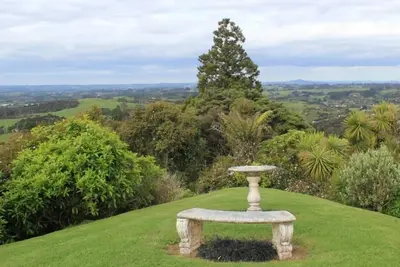 Image de Superbe appartement avec intérieur / extérieur fabuleux - Bethells, Swanson, Kumeuelliving