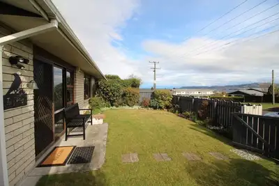 Image de Très central, Gratuit: Wi-Fi, Sky Tv et linge de maison.