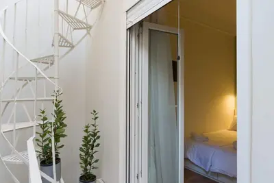 Image de Appart'hôtel moderne près de l'Acropole et du métro
