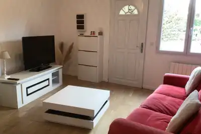 Image de Appartement à Proximité Disneyland  paris. et du golf de boutigny avec terrasse