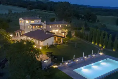 Image de Maison de rêve en Toscane, emplacement idéal, 8 chambres et 10 salles de bains