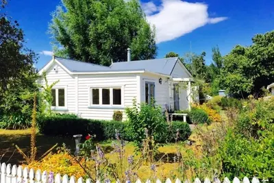 Image de The Ploughman's Cottage - Escapade dans la baie des îles