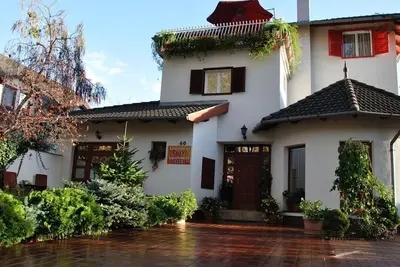 Image de Appartement pour 4 personnes, centre et lac Balaton 150m, Wifi gratuit