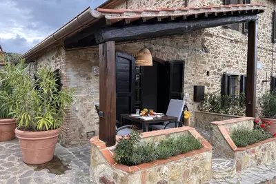 Image de \"Bahita\" appartement, maison de campagne, jardin, vue sur la mer, 6 km de la mer