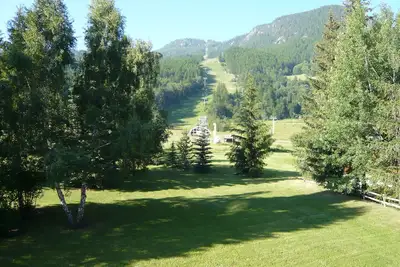 Image de Appartement au pied des pistes vue montagne plein sud!