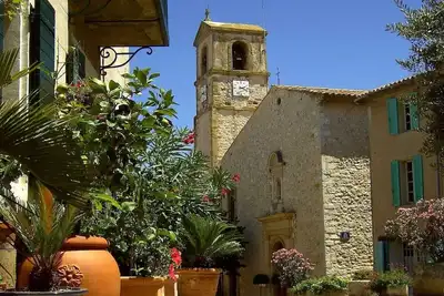 Image de Studio dans maison de village à prox. d'Aix en Provence