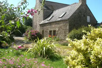Image de Gîte les Glycines *** dans le Cap-Sizun, à 5 mn de la mer et des plages, au calme