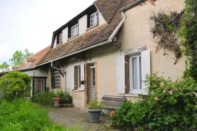 Image de Maison campagnarde rénovée du XIXème sur 5000m2 de terrain arboré.