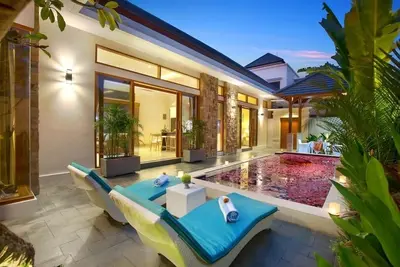 Image de 2bdr Villas près de la piscine avec baignoire legian