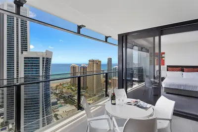 Circle sur Cavill Niveau 32 Ocean View