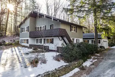 Image de Killington Chalet - Super espace et emplacement!