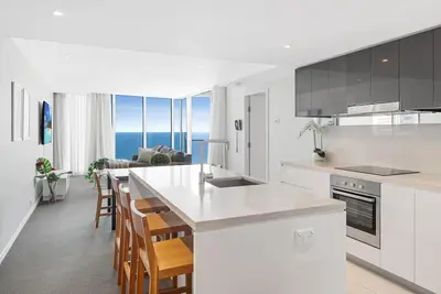 H Residences Level 19 Ocean View
