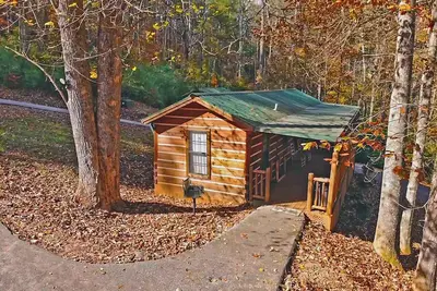 Image de Big Bear Cabin Rentals 2 Bd / 1 Ba Bear Cabin - Près de la ville, calme, boisé Voir