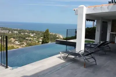 Image de Preciosa villa con vistas espectaculares al mar