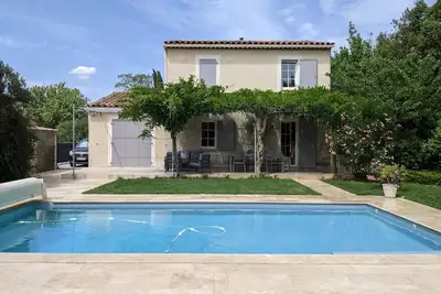Image de Maison provençale, calme, proche d'Aix en Provence avec piscine