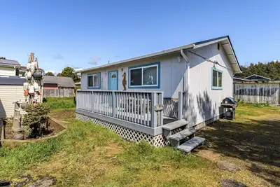 Image de Cabines Love Shack, grande cabine de plage de style studio