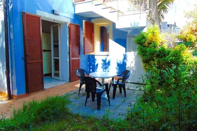 Image de N157 - Numana, three-room apartment with garden in the center