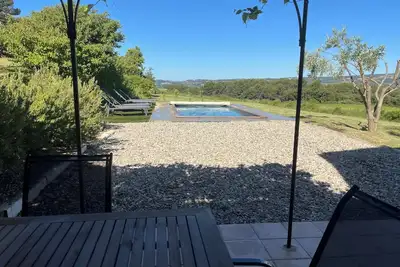Image de Maison superbe vue avec piscine privée, clim, wifi à Vaison la romaine