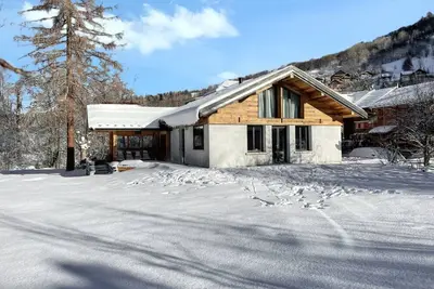 Image de Homerez - Chalet magnifique à Valloire avec vue sur montagne.