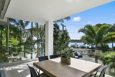 Image de Superbe appartement au bord de la rivière à Noosaville - Unité 2 Wai Cocos 215 Gympie Terrace