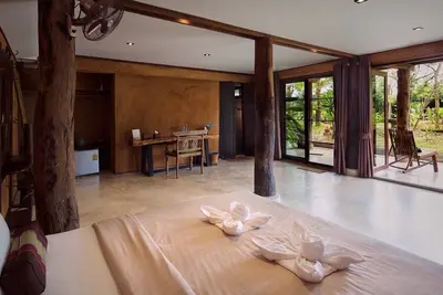 Image de Salle de pilier dans une maison en bois traditionnelle
